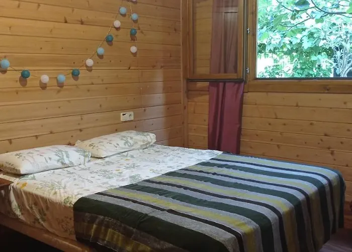 Acogedora Con Piscina בית נופש