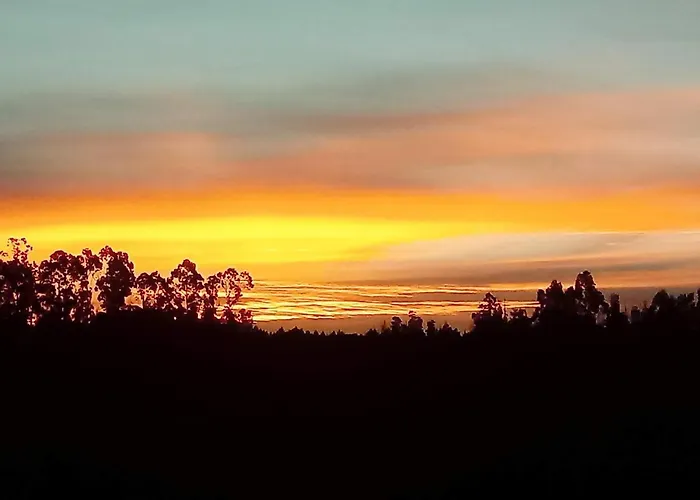 בית נופש Acogedora Con Piscina פונטה-ודרה